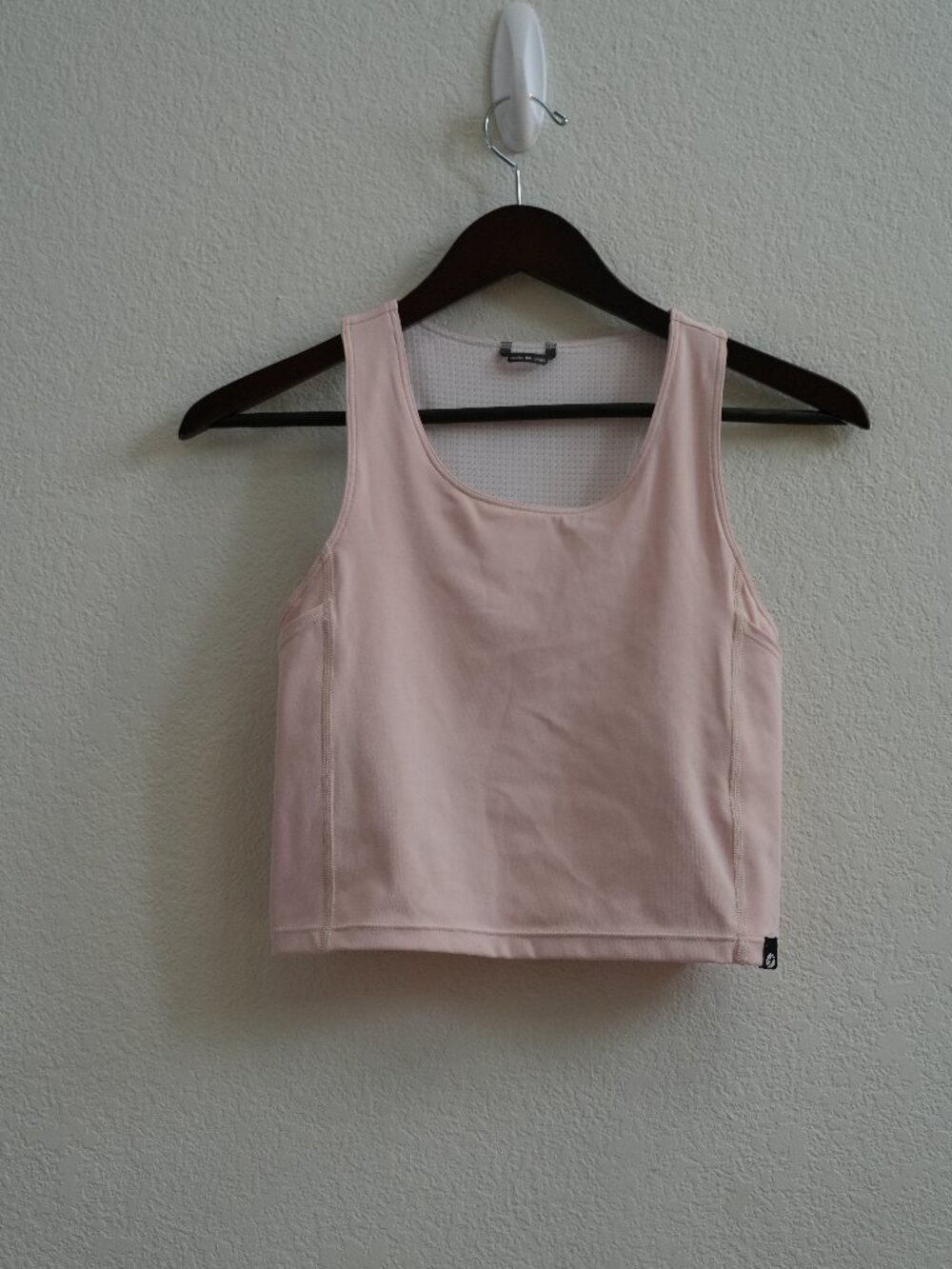 Oiselle Womens 6 Blush Pink Cropped Racerback Running Tank Mesh Back Pockets